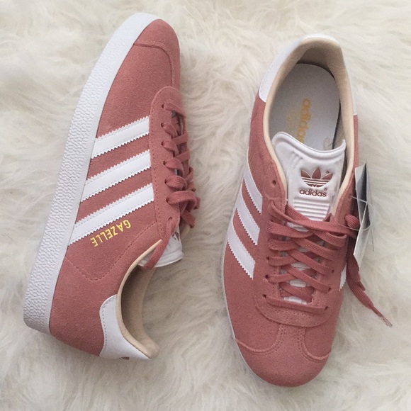 adidas gazelle salmon